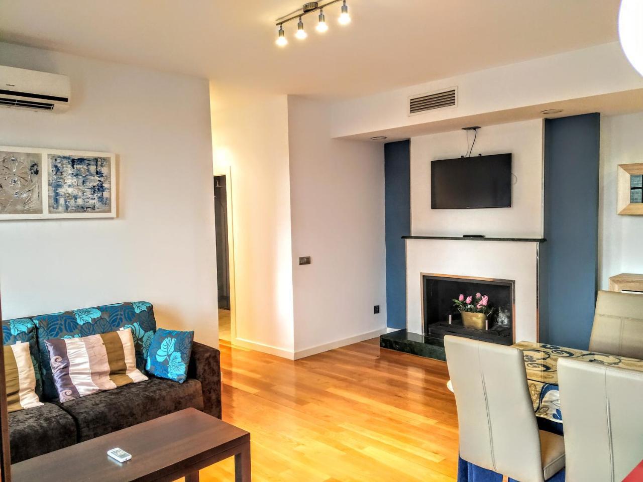 Apartamentos Sol Hospital Santiago Úbeda Exteriör bild