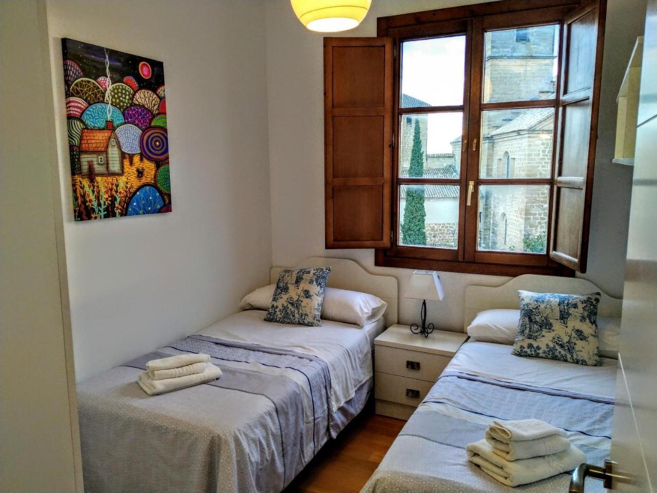 Apartamentos Sol Hospital Santiago Úbeda Exteriör bild